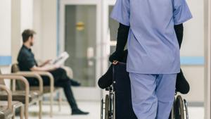 Poll: Voters like candidates supporting war on Alzheimer's