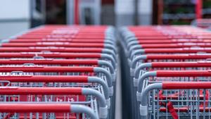 Illinois quick hits: Man arrested for threating legislator; vigilance urged during shopping season