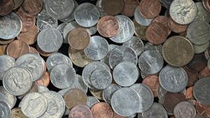 As pennies disappear, businesses turn to hoarding, rounding