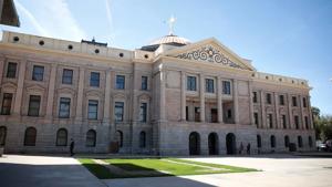 Arizona House to consider bill on arrests of illegal immigrants