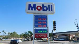 Gas prices approach $4 a gallon in U.S., $6 in California
