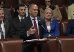 Government shutdown deadline days away, but Dems don't budge on demands