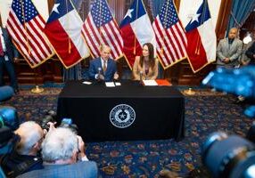 $750 million facility to protect Texas cattle, wildlife from screwworm threat $750 million facility to protect Texas cattle, wildlife from screwworm threat