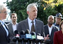 Portland protests Trump’s plan to send federal troops to protect ICE facilities