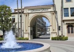 Judge delays merger between Paramount and Warner Bros.