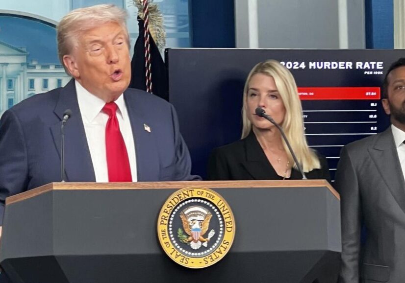 Trump administration asks Supreme Court to toss stay in National Guard case